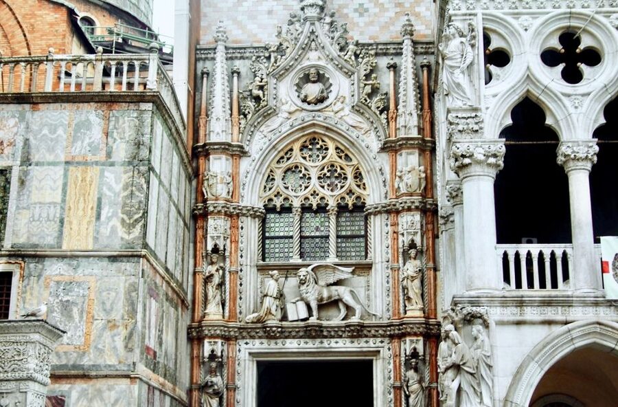 Venice: 1-Hour The Doge's Palace Tour - Tintoretto and the world’s largest oil painting: why one artwork changes the whole visit