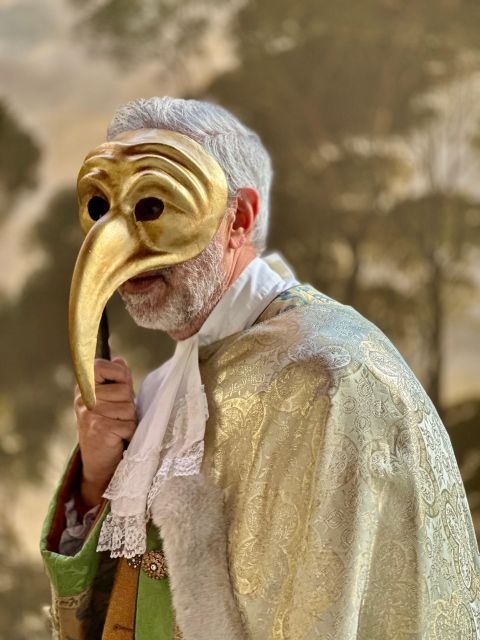 Venice: 17-18th Century Dress-Up Experience - Quick highlights before you book