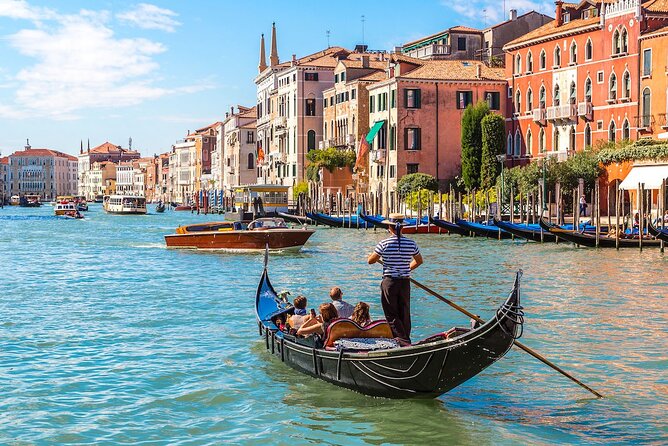 Venice: 2 Hours Morning Walk Tour with Gondola Glide - Value check: is $156.50 worth it?