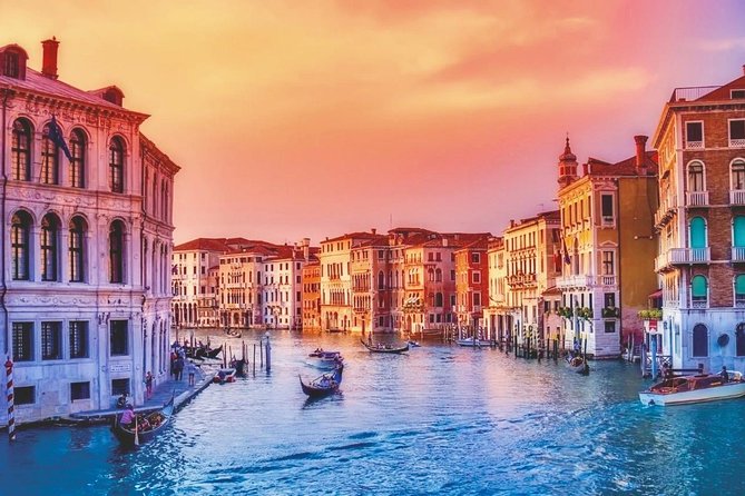 Venice: 30 min private Gondola Ride with Guide - What your guide adds, beyond just pointing out buildings