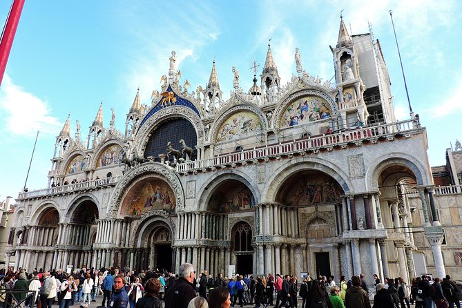 Venice 6-hours tour with Doges Palace and Murano Island - A smart 6-hour loop through Venice’s power and glass