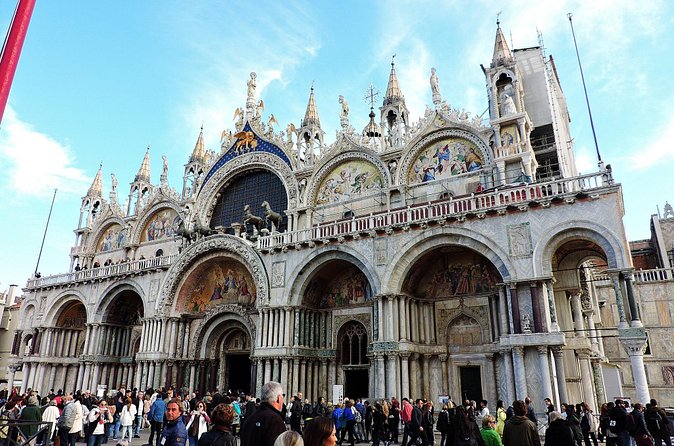 Venice 6-hours tour with Doges Palace and Murano Island - What else you get: mobile tickets and private pacing
