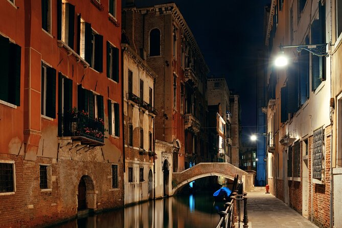 Venice at Sunset: Crimes, Legends and Mysteries - Key things that make this Venice sunset crime walk work