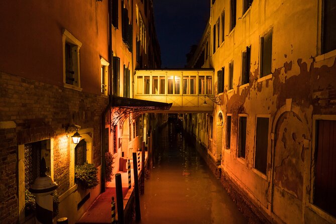Venice at Sunset: Crimes, Legends and Mysteries - Price and value: is $50.46 a fair deal?