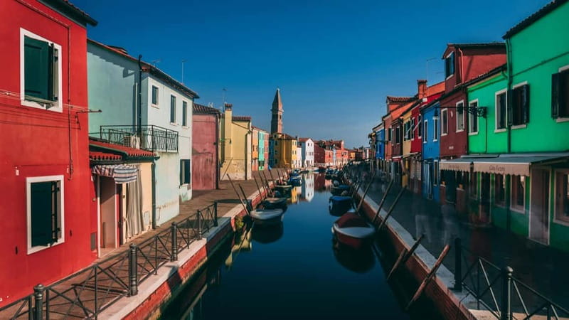 Venice: Boat Tour, Murano, Burano & Mysterious Secret Island - Murano Glassblowing: Watching Centuries-Old Skill at Work