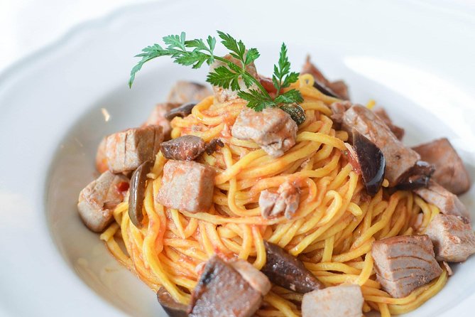 Venice: Boat Tour to Murano, Burano and Torcello with Fish Lunch - Burano Lunch at Al Raspo de Ua, Then Lace Time