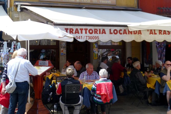 Venice: Boat Tour to Murano, Burano and Torcello with Fish Lunch - Torcello: The Quiet Hour and the Big Sights