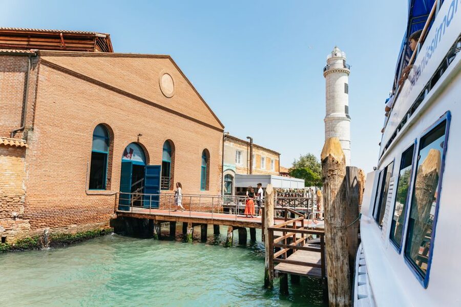 Venice: Burano, Torcello & Murano Boat Tour w/Glassblowing - Key things you will notice on this Venice lagoon day