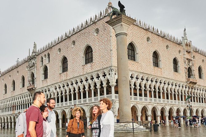 Venice by Foot: "A Journey Through Canals and Legends" - Key things I think you will appreciate