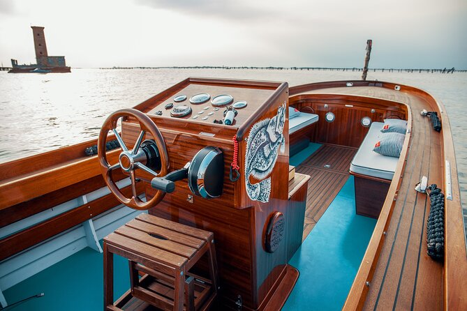 Venice, Canals & history on a private boat tour ! - What’s Included, What’s Missing, and How to Prep