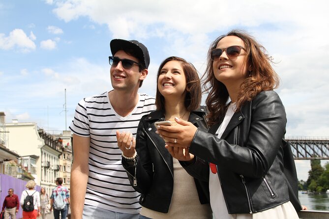 Venice Cannaregio Scavenger Hunt and Sights Self-Guided Tour - Getting started at Calle del Forno, then letting the app steer