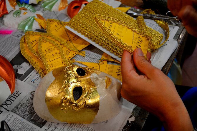 Venice Carnival Mask Making Workshop - Who should book this mask workshop in Venice