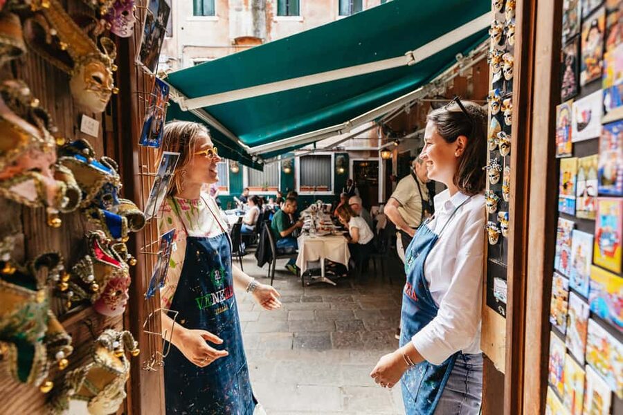 Venice: Carnival Mask Workshop - Who Should Book This Workshop (And Who Might Not Love It)