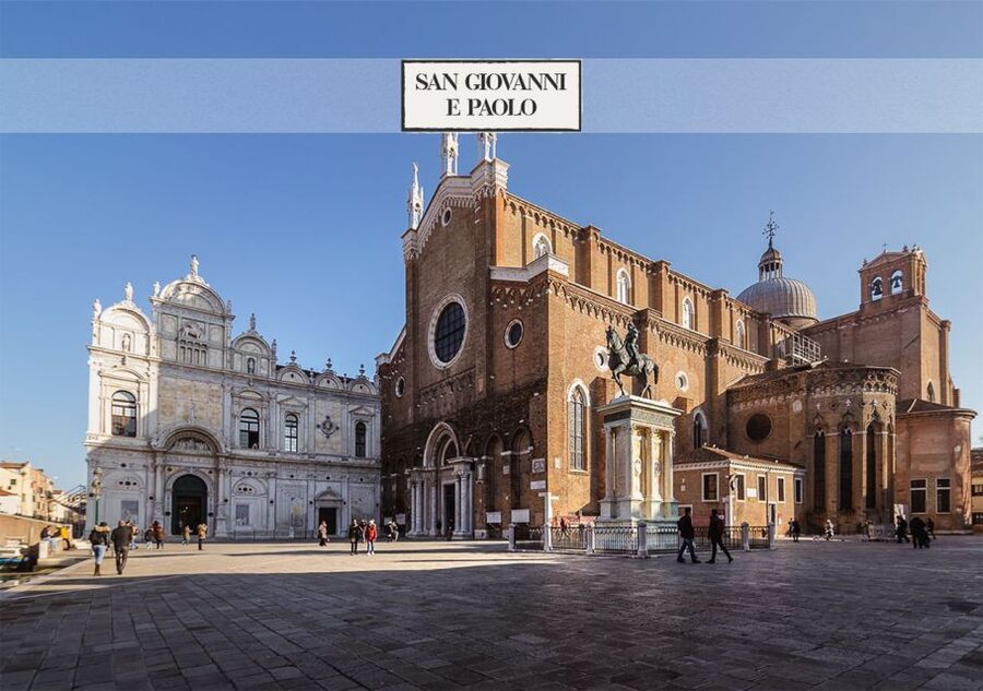 Venice: City Center Historical Guided Walking Tour - Guide language and the monolingual reality