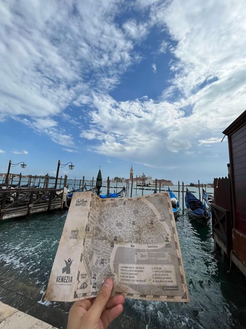 Venice City Escape: "Hunting for L'Omo dal Capelon" - Price and Value: $40 Per Group for Up to 4 People