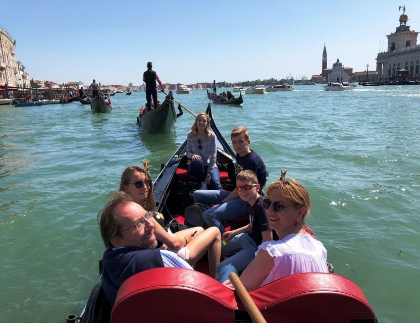 Venice Combo: Gondola, St. Mark’s Basilica Pala d'Oro option - St. Mark’s Basilica Guided Tour, Including Skip-the-Line Entry