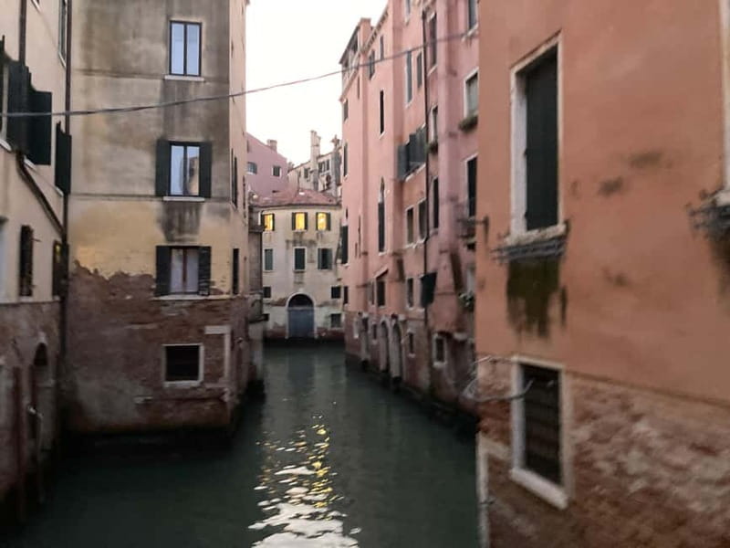 Venice: Crimes, Legends, and Mysteries Sunset Tour - San Polo at sunset: why the timing matters