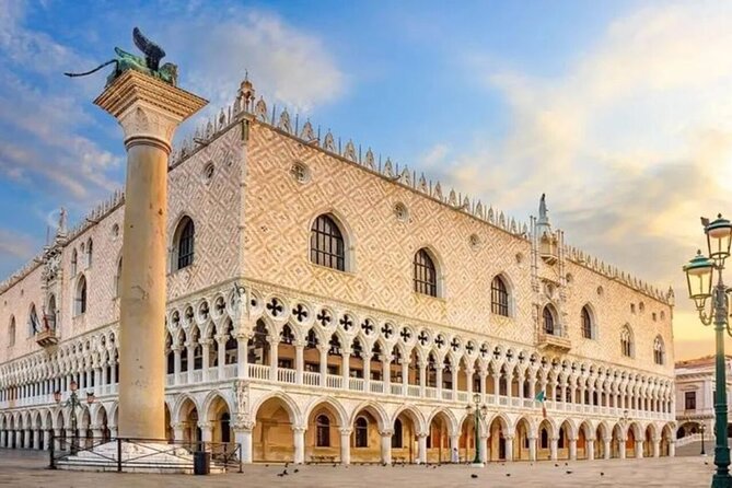 Venice Doge Palace and Saint Mark Basilica Guided Tour - Where the tour starts: Piazzetta San Marco to two world-class stops