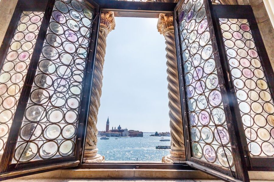 Venice: Doge's Palace and St Mark's Basilica Walking Tour - St Mark’s Basilica: Gold Mosaics, Marble Inlays, and the Terrace Option