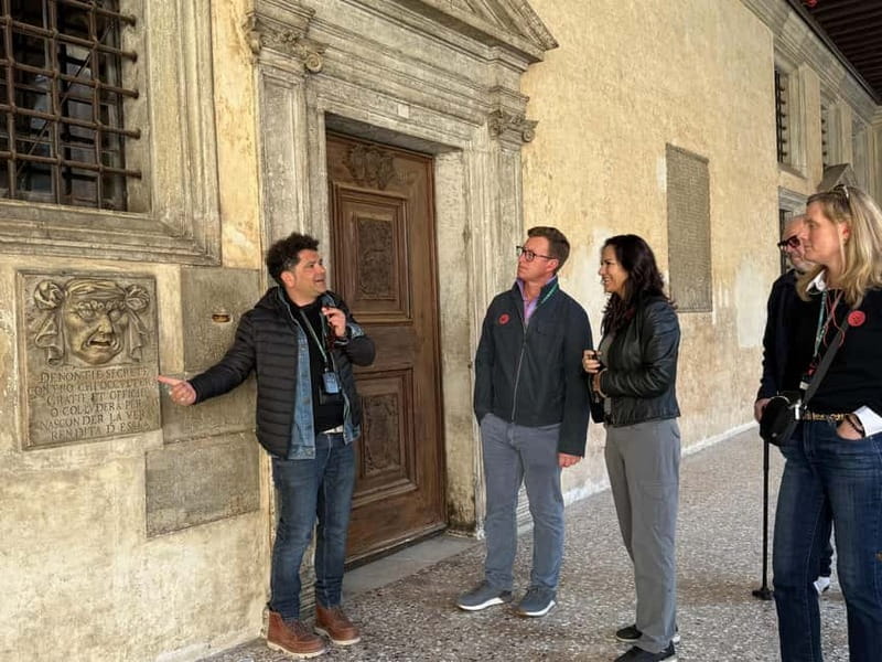 Venice: Doge’s Palace Historic Mysteries Guided Tour - The VR Journey Through St Mark’s Square: Cool Tech, Real Context