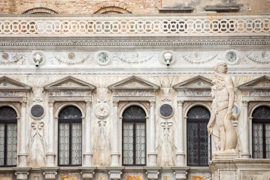 Venice: Doge's Palace Skip-the-Line Tour with Prisons - The St Mark’s Square Museums ticket bundle, and how to actually use it
