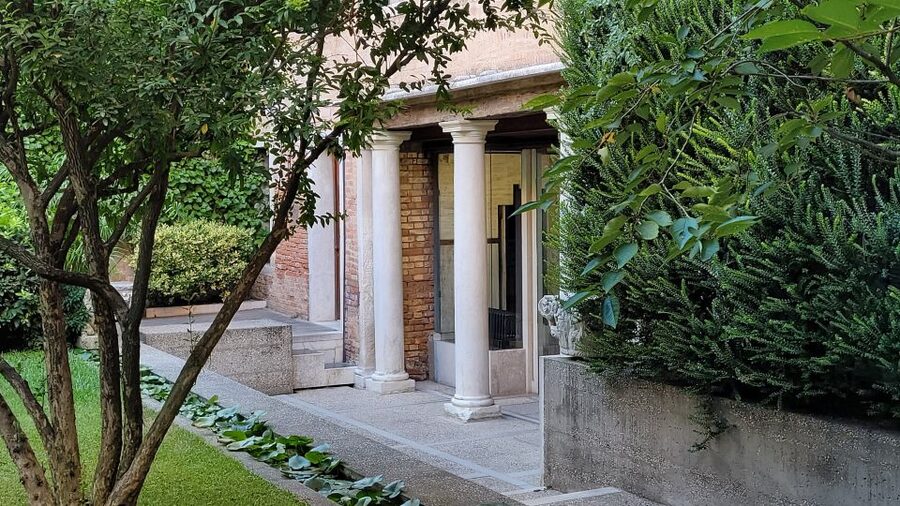 Venice: Fondazione Querini Stampalia Entry Tickets - The “secret” Scarpa garden: why it changes the pace