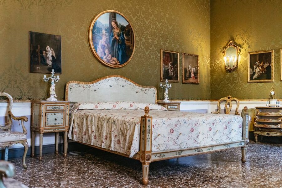 Venice: Fondazione Querini Stampalia Entry Tickets - Temporary exhibits, plus room to move at your own pace