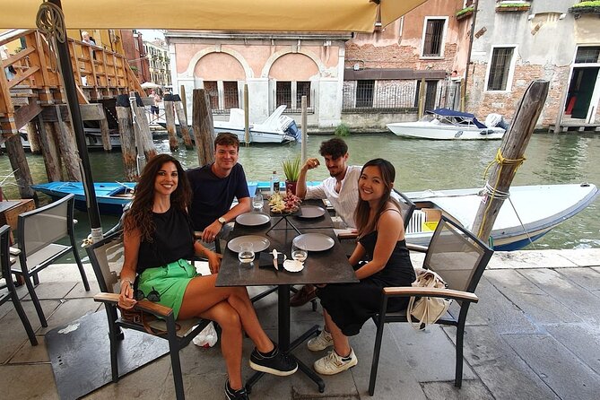 Venice Food Tour with 6+ Tastings with Cicchetti, Spritz & More - How to Prepare: Eat Hungry, Wear Right, Share Diet Needs