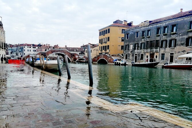 Venice for First-Timers: Essential Private Tour - The 80 cm versus 140 cm reality check