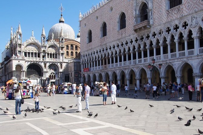 Venice for Kids: Family-Friendly Small-Group Walking Tour - Meeting at Campo San Bortolomio, then easing into the city