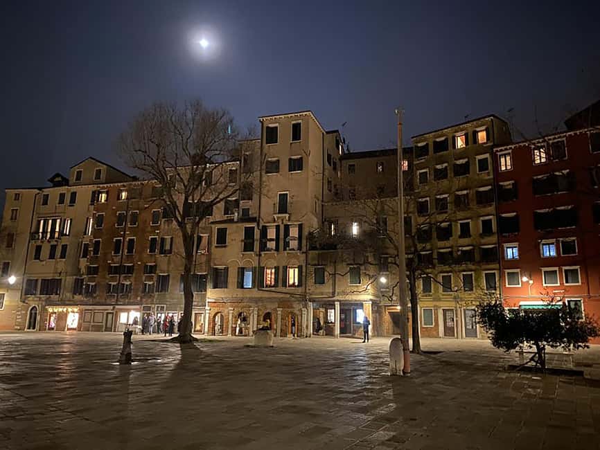 Venice Ghost Tour: Haunted Palaces & Secret Canals - Routes You Should Expect to See (and What Each One Adds)