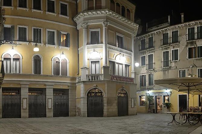 Venice Ghostly Legends Explore on Foot - Stop 3: Campo Santi Giovanni e Paolo for a breather
