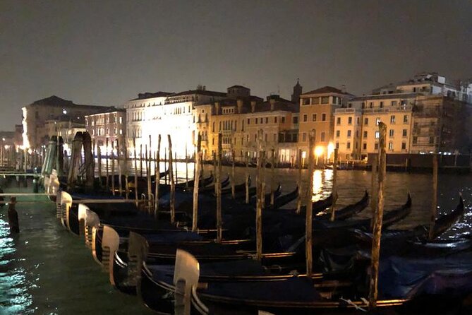 Venice: Ghosts and Legends Evening Private Walking Tour - The Grand Canal Angle: How to Read Palaces and Bridges During an Evening Walk
