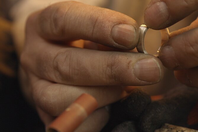 Venice : Goldsmith's Workshop - Make Your Own Ring in 925 Silver - Inside the Historic Silver Shop: How the Workshop Really Feels
