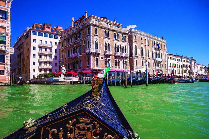 Venice Gondola Experience - Rain, high tide, and what happens if conditions get bad