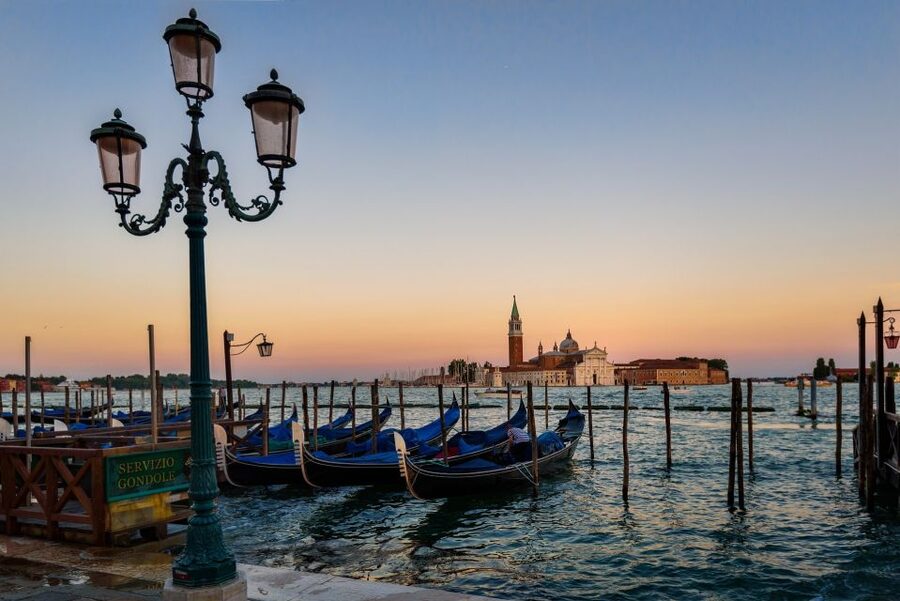 Venice: Gondola Ride and St Mark's Basilica - Skip the Line and Use the Headset, Especially in High Season