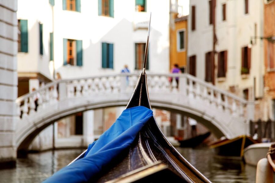 Venice: Gondola Ride with Live Guide or Audio Guide - What the 30-minute ride actually feels like