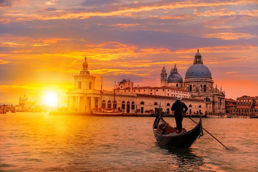 Venice: Gondola Tour under the Bridge of Sighs & Audio Guide - Venice Gondolas, the Water View That Changes Everything