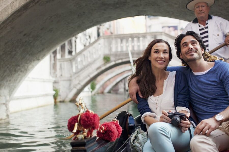 Venice: Grand Canal Gondola Experience with Live Commentary™ - Venice Tours and San Marco Start Point: Fast, But Still Worth Paying Attention