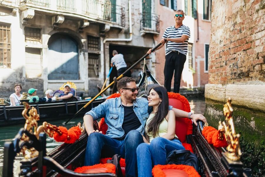 Venice: Grand Canal Gondola Ride with App Commentary - Santa Maria della Salute and Punta della Dogana: the view that feels like Venice posing for you