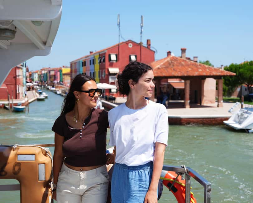 Venice: Guided Islands Cruise to Murano, Burano & Torcello - Murano’s glassblowing: watching tradition in action
