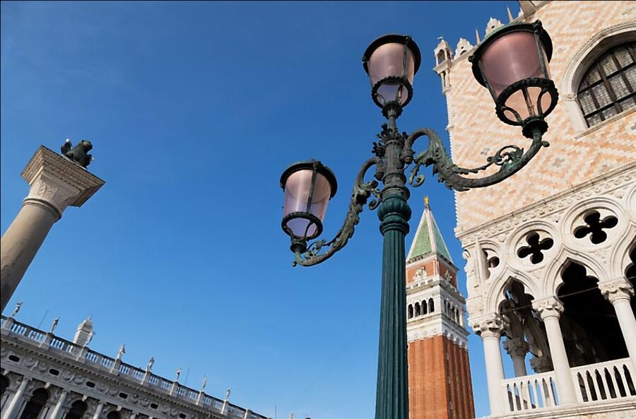 Venice: Guided Walking Tour of Venetian Queer History - Middle Ages Venice, Where Punishment Was Part of the Plot