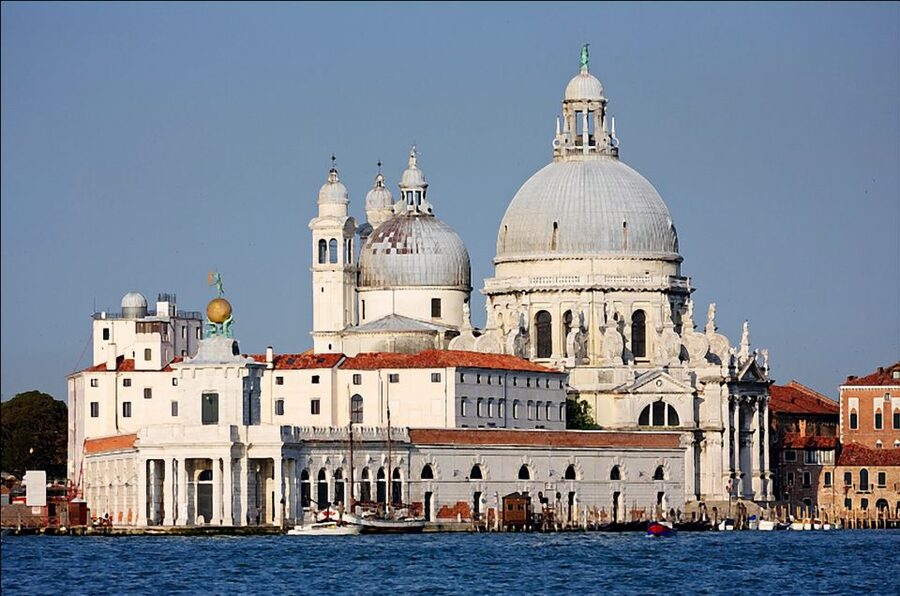 Venice: Guided Walking Tour of Venetian Queer History - Tracking Madonna Like a Virgin Filming Spots, With a Real Lion