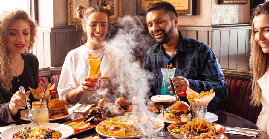 Venice: Hard Rock Cafe with Set Menu for Lunch or Dinner - Key things to know before you go