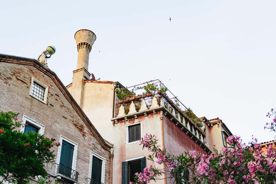 Venice: Highlights and Hidden Gems Night Walking Tour - Price and value: is $81 fair for 1.5 hours?