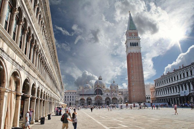 Venice Highlights:Doge's Palace,St. Mark's Basilica,Walking Tour - Guides, Group Size, and What You Get for $170