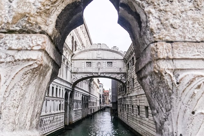 Venice Highlights : walking tour 2 hours and boat tour to Murano - What You Really Get From This Venice and Murano Combo