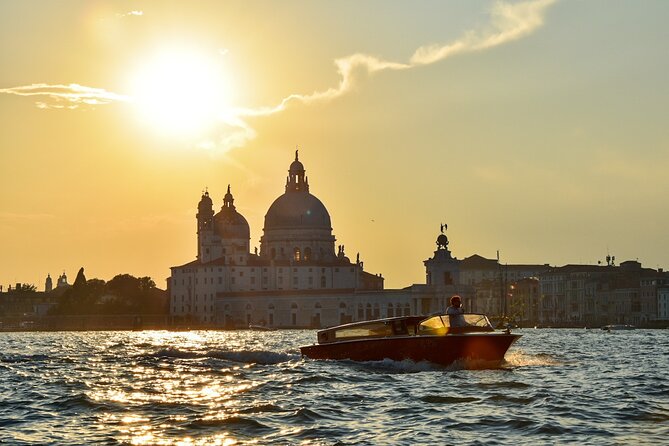 Venice Highlights : walking tour 2 hours and boat tour to Murano - St. Mark’s Basilica and the Doge’s Palace: What You Can Learn Without Paying Extra