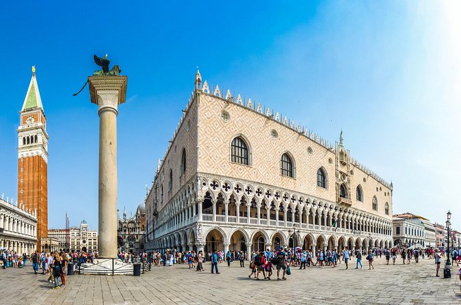 Venice History of the Doge's Palace and Casanova Prison - Crossing the Bridge of Sighs stop: short, but it adds meaning