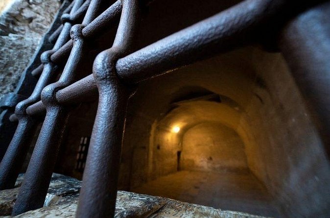 Venice History of the Doge's Palace and Casanova Prison - Group size, timing, and language: what to expect day-of